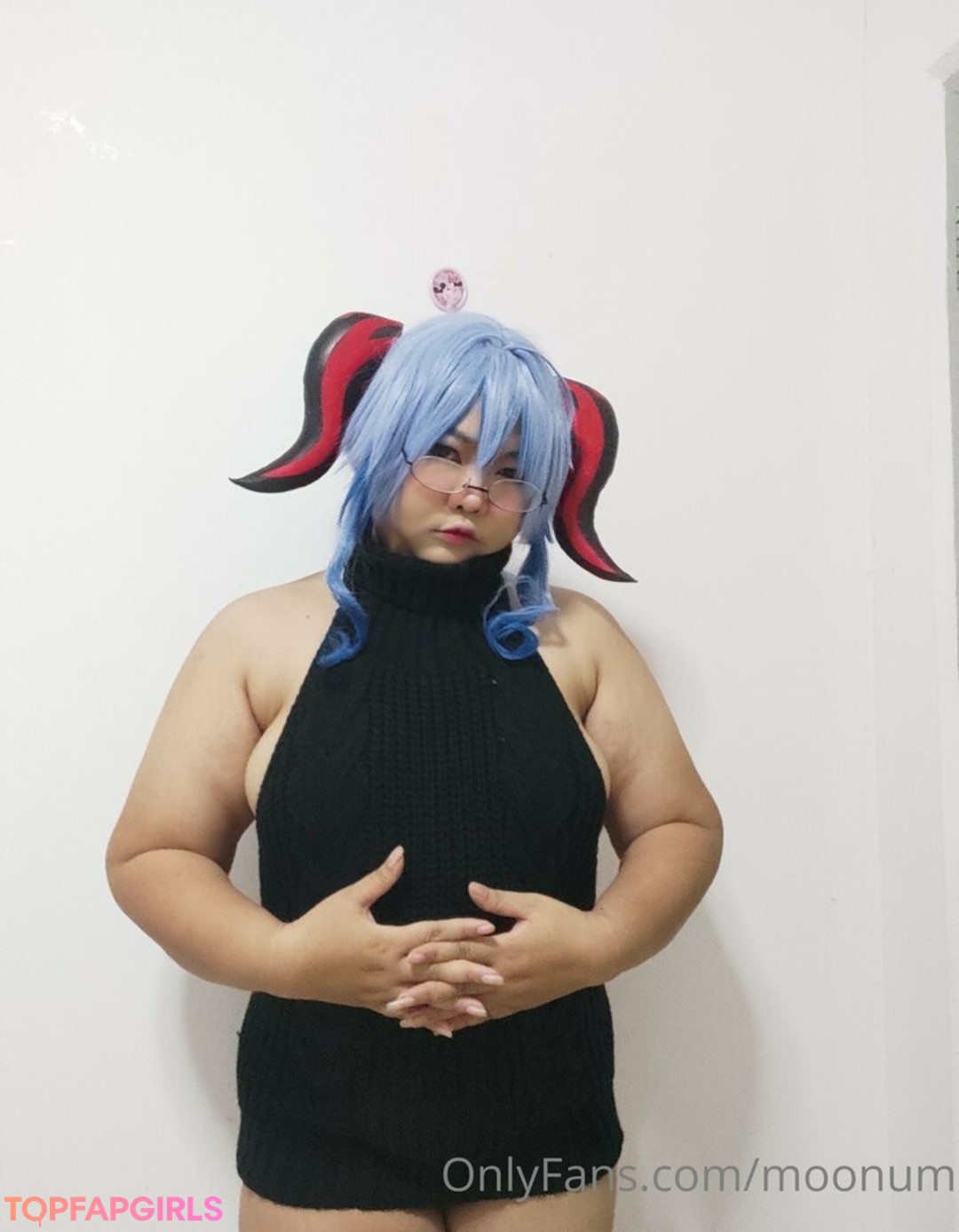 moonum pornographic star img