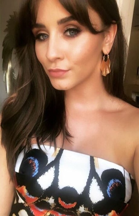 Brooke Vincent star pretty photo