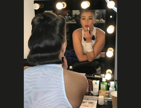 Brooke Vincent star beautiful photo