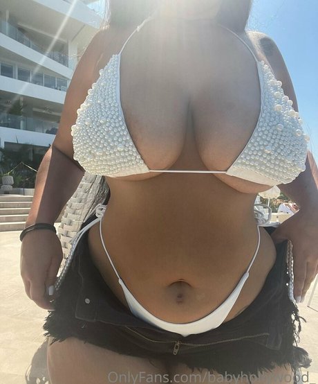 Babyhollywood free model picture