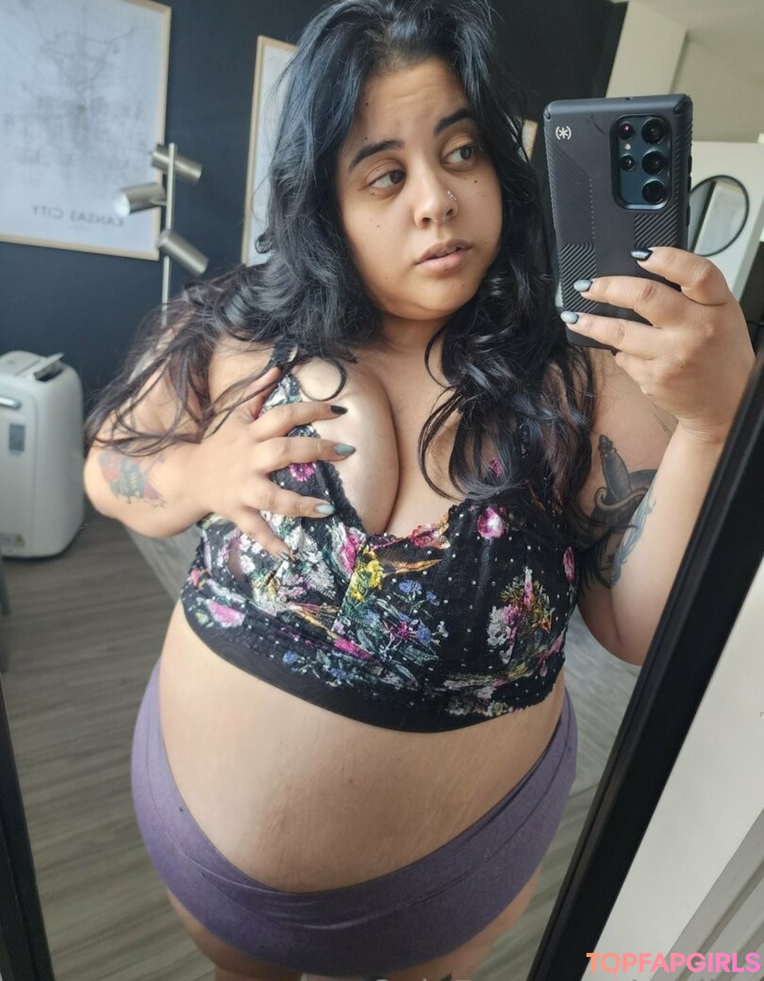 adriivy model high quality img