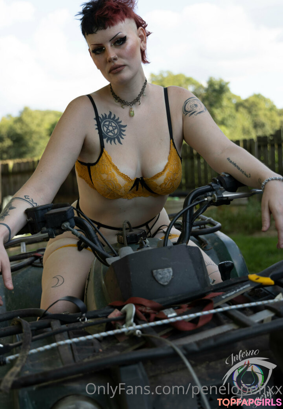 penelopefixx model hd images