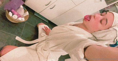 goddessauroree pretty model archive