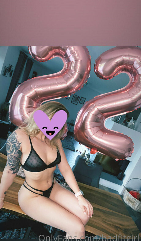 badfitgirl model sex pic