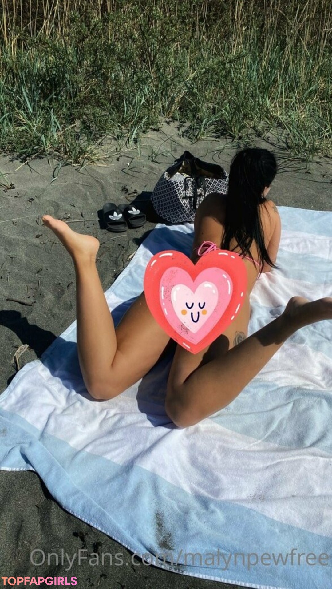 malynpewfree top profile image