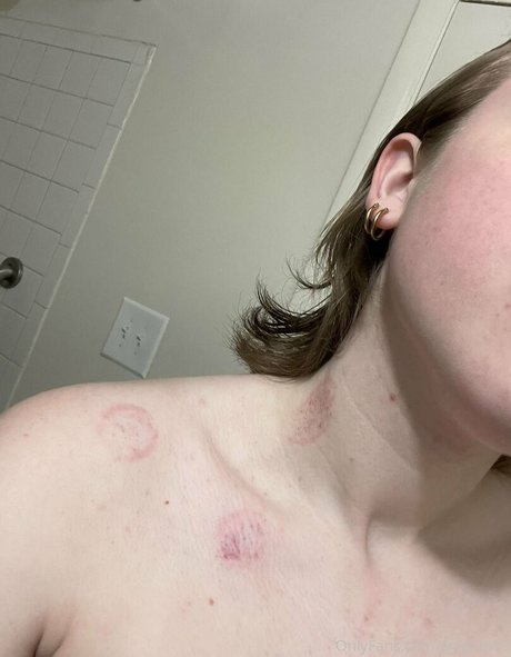 skinny big tits onlyfans free naked picture