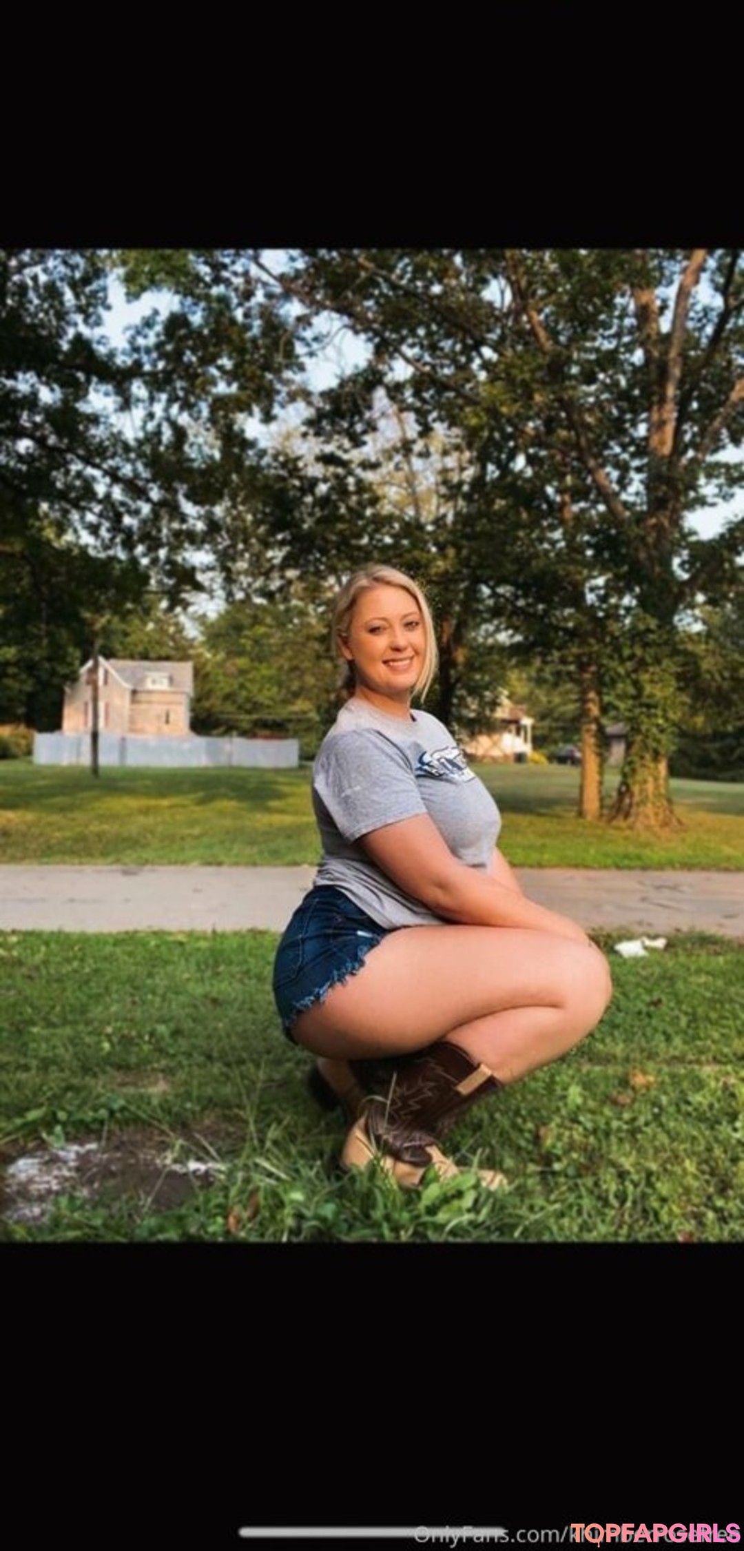 khimberrosefree profile image