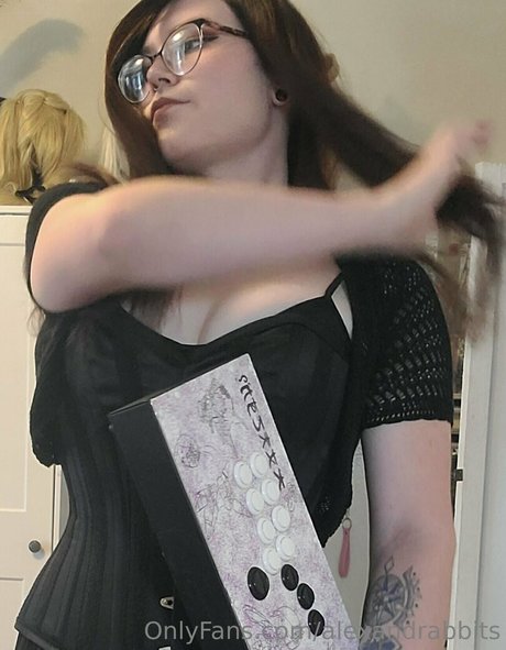 alexandrabbits hot model image