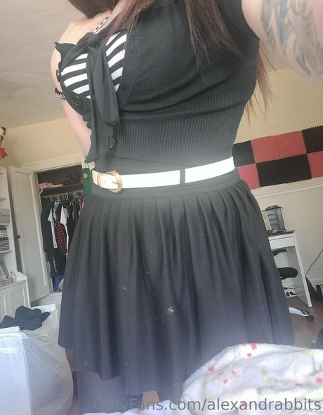 alexandrabbits star top image