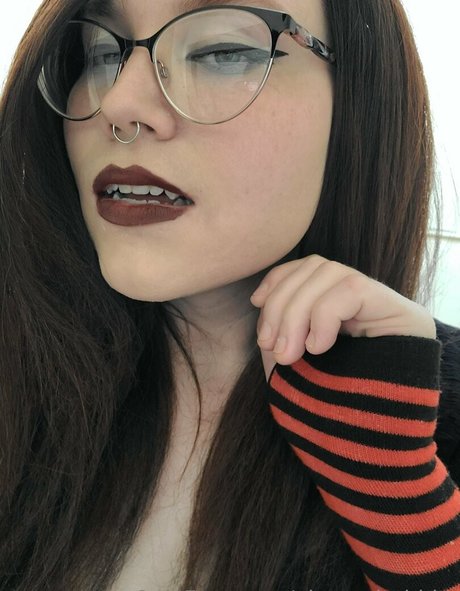 alexandrabbits perfect star picture