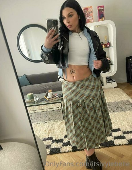 blonde secretary onlyfans sexy naked image