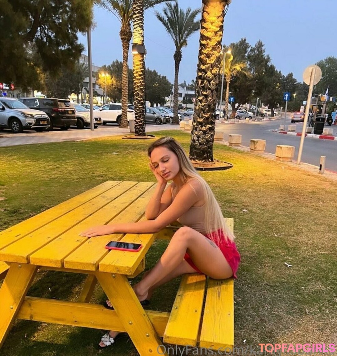 kamyllabanks star art pics