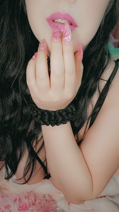 xxxglowyxxx erotic star image