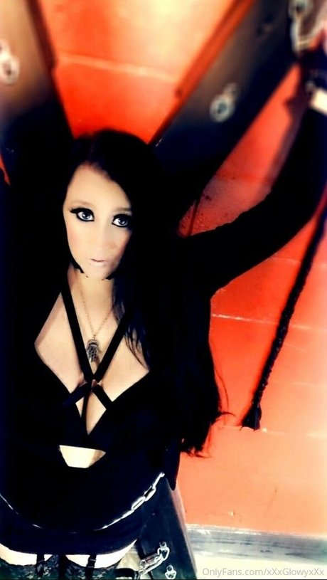 xxxglowyxxx star perfect photo