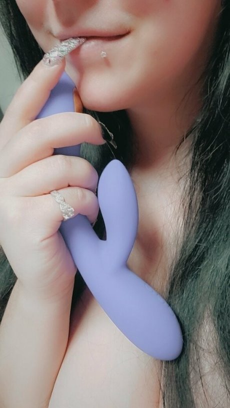 xxxglowyxxx model gallery