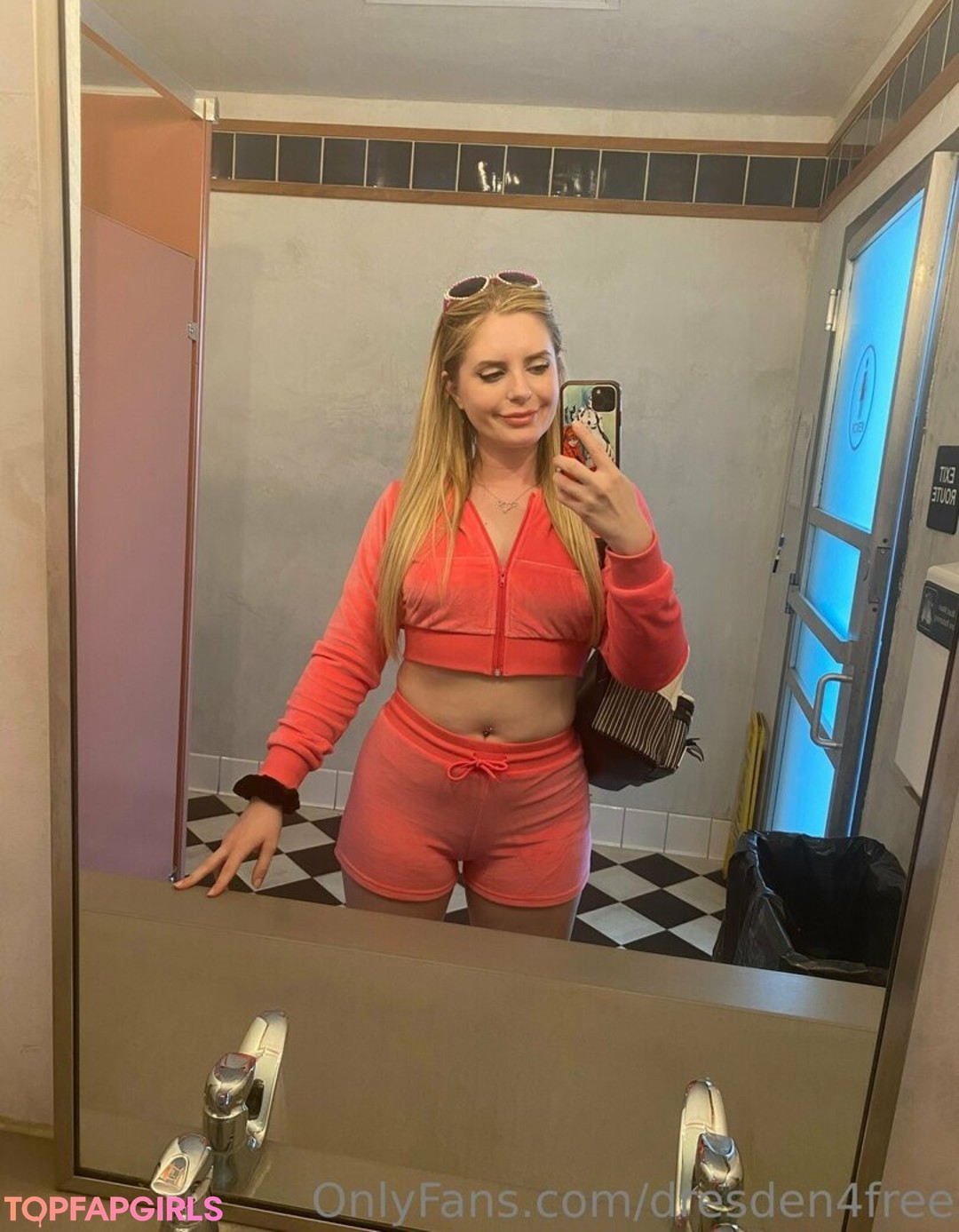 dresden4free model adult img