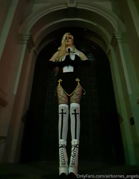 airbornes angels perfect actress pictures