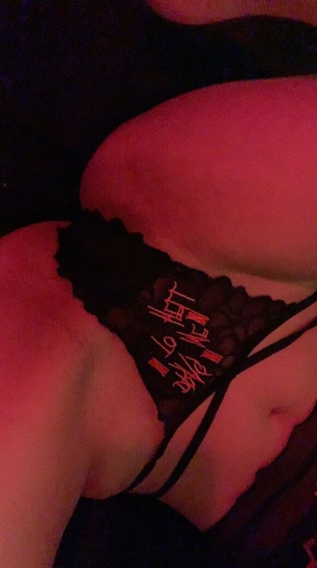 girlfriend experience onlyfans naked pics