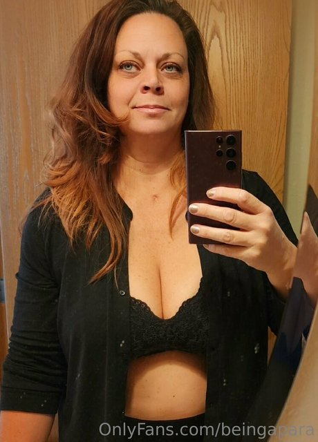 beingapara best model photos