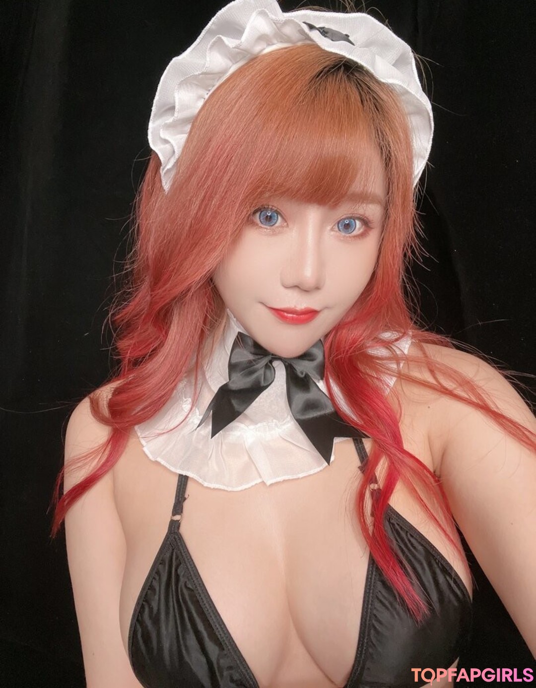 Uying beautiful pornstar photo