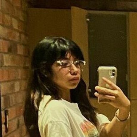 Luhhisa model porn pic