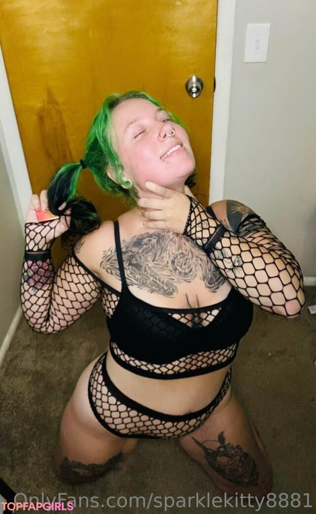 sparklekitty8881 naked actress photo