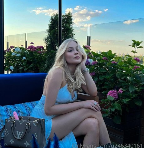 colombian teen onlyfans beautiful photo