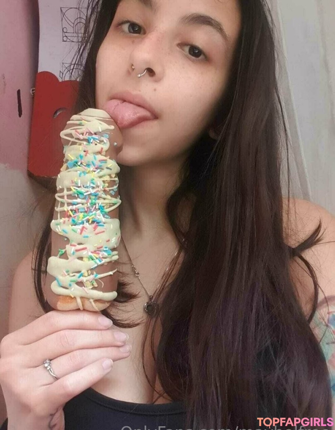 maybelfree erotic actress img