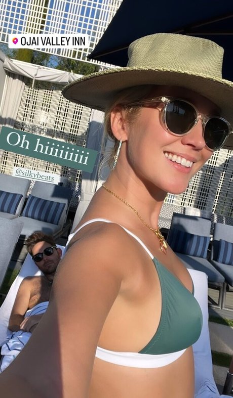 Anna Camp star top photo