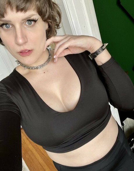 Bloodberry Tart pornstar adult photos