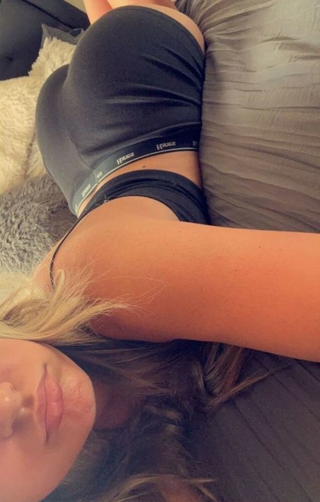 Sarah Lindstrom perfect actress archive