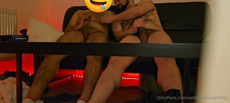 anto goes hunting sexy model img