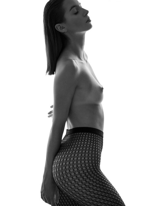 Newlay s pornographic model image