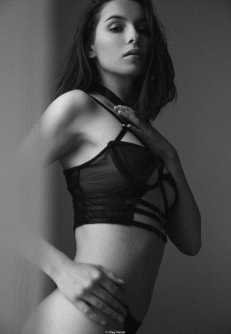 Newlay s nudes actress image