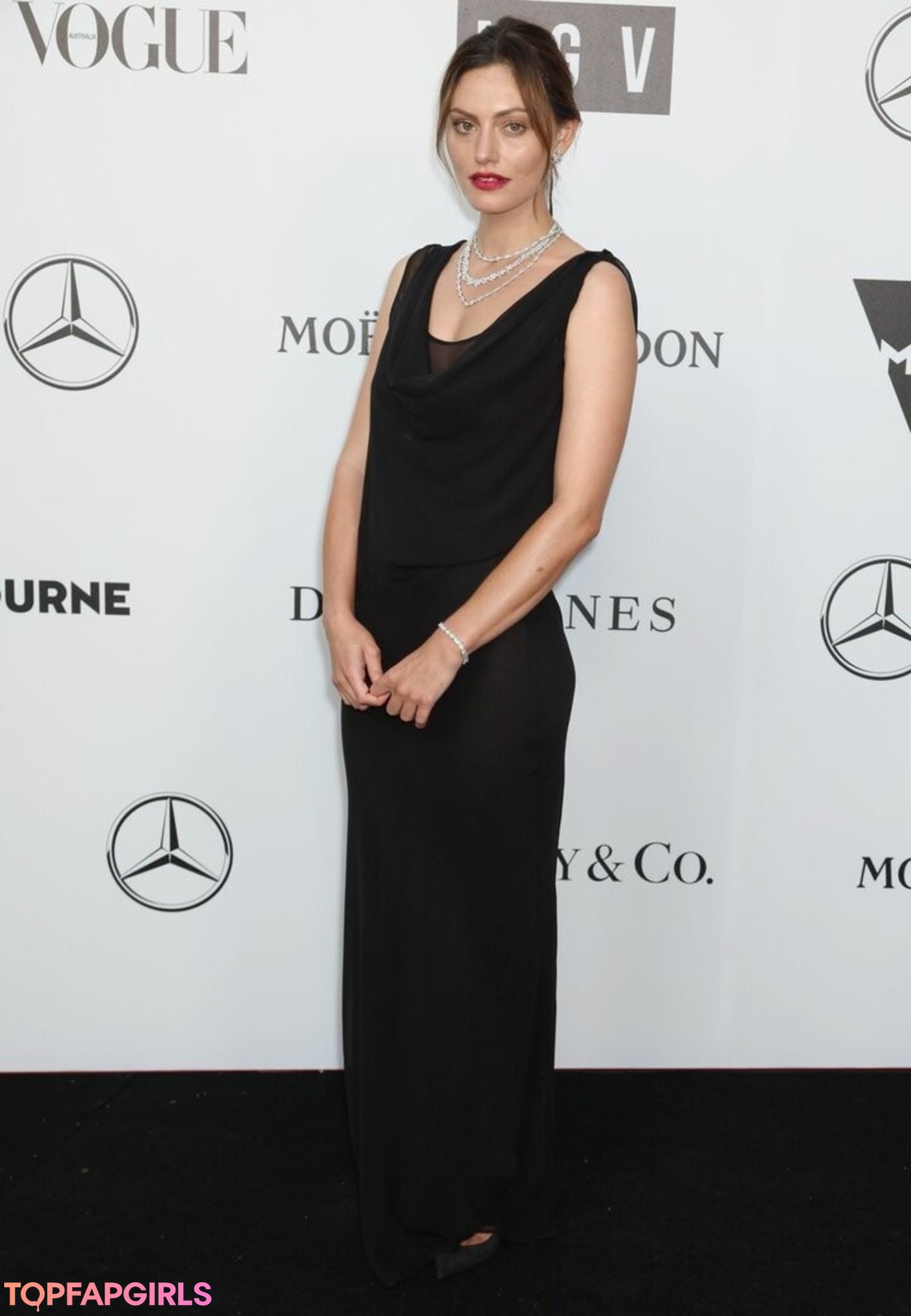 Phoebe Tonkin xxx star pics