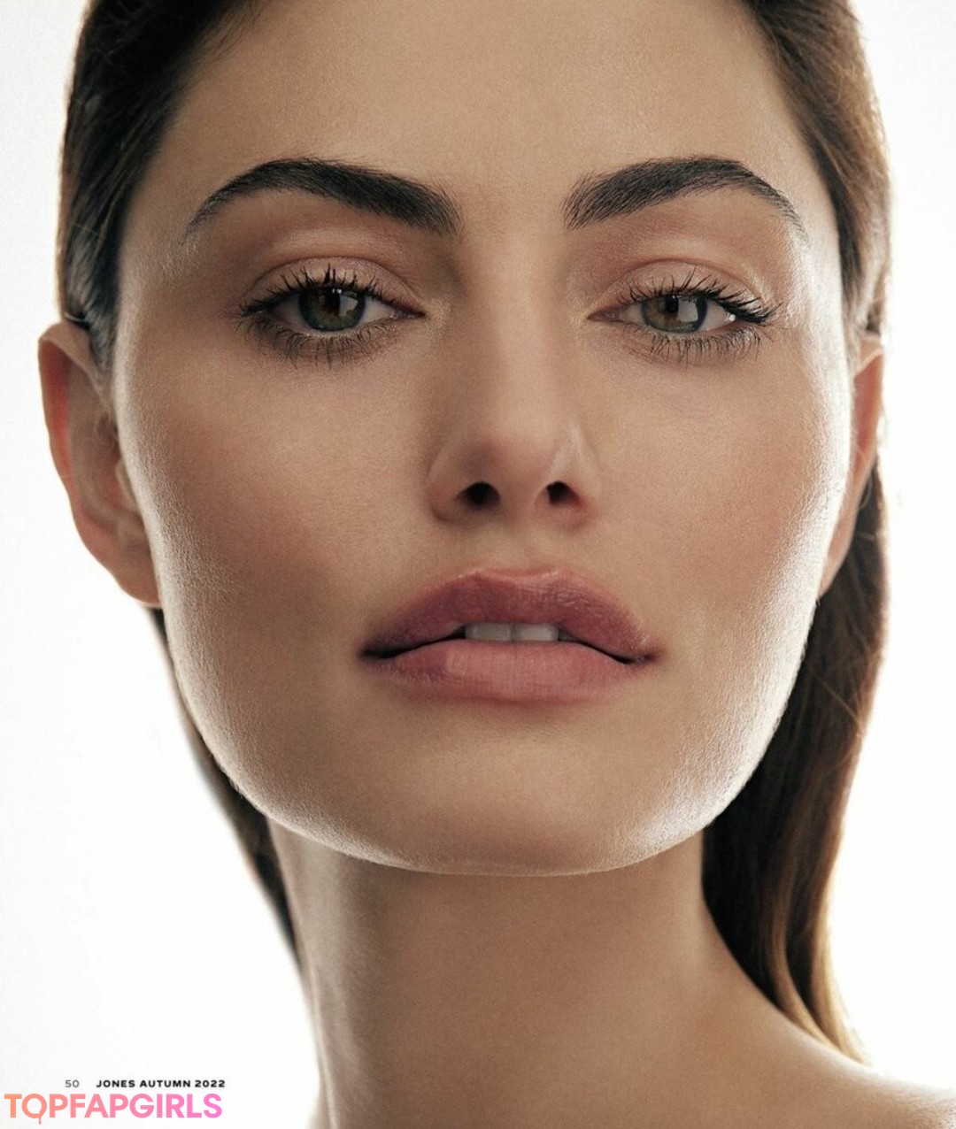 Phoebe Tonkin porn model img