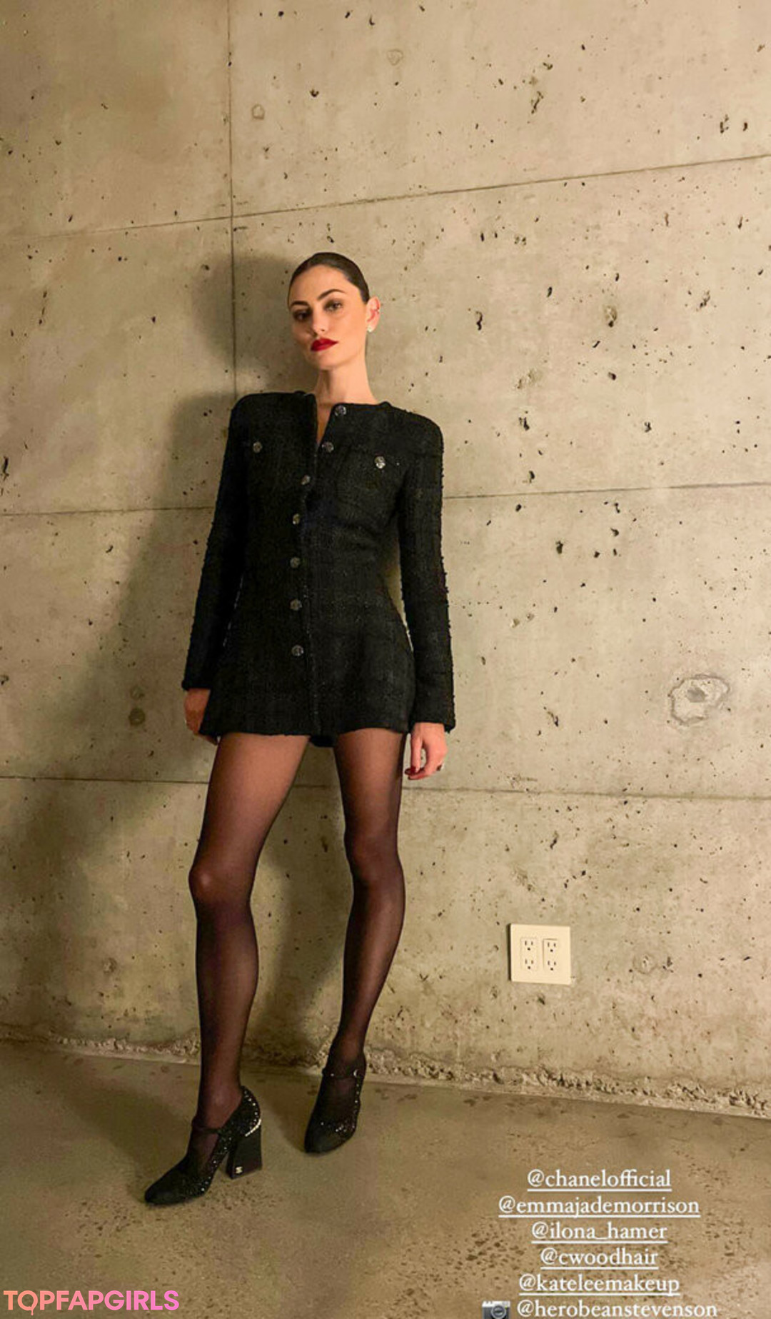 Phoebe Tonkin adult model galleries