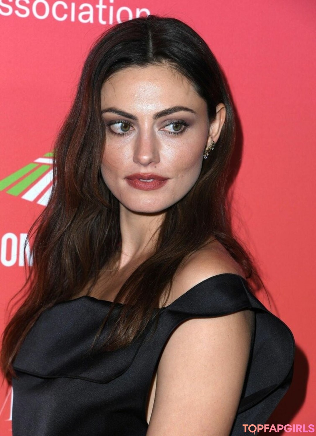 Phoebe Tonkin pornstar sexy pictures
