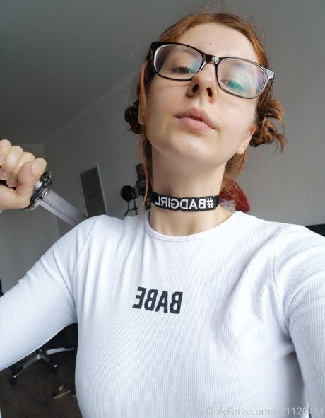 Evie Davis high quality pornstar pictures