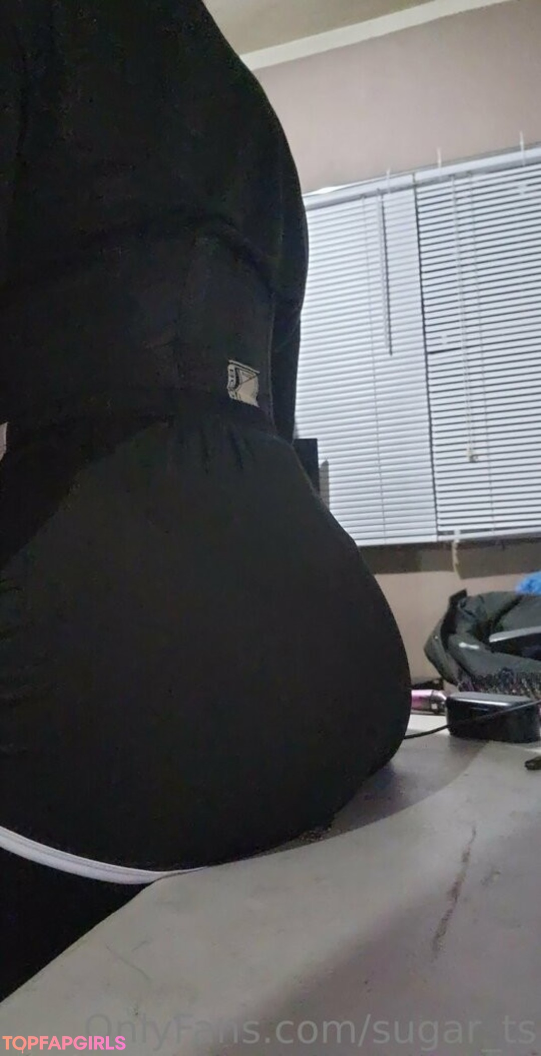 curvy muscle onlyfans free sexy image