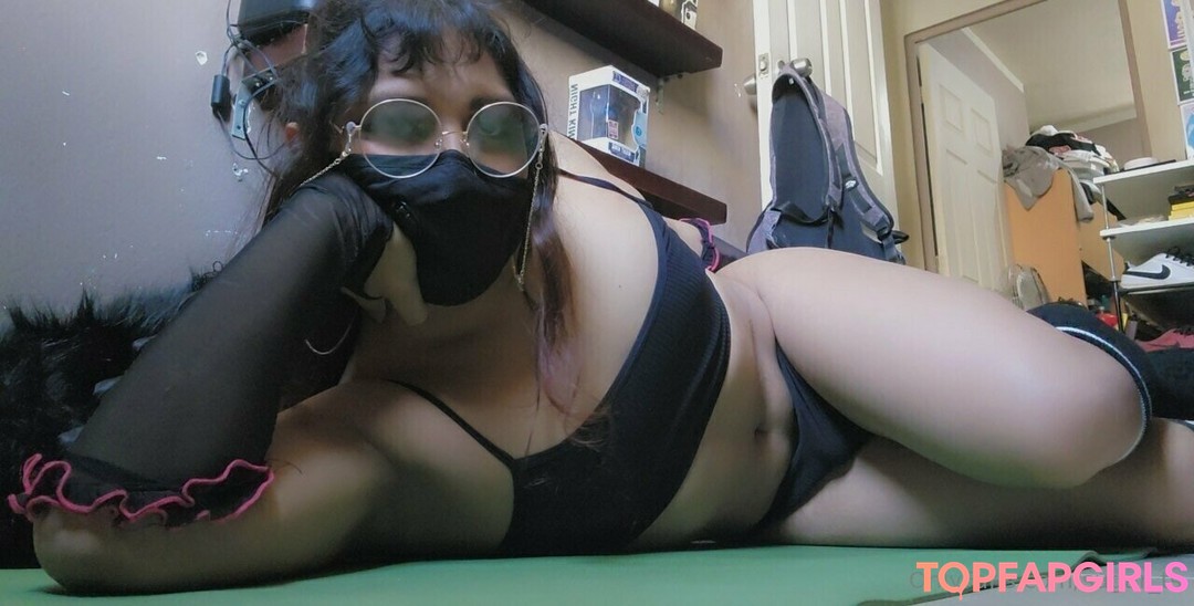 sugar ts naked actress pics
