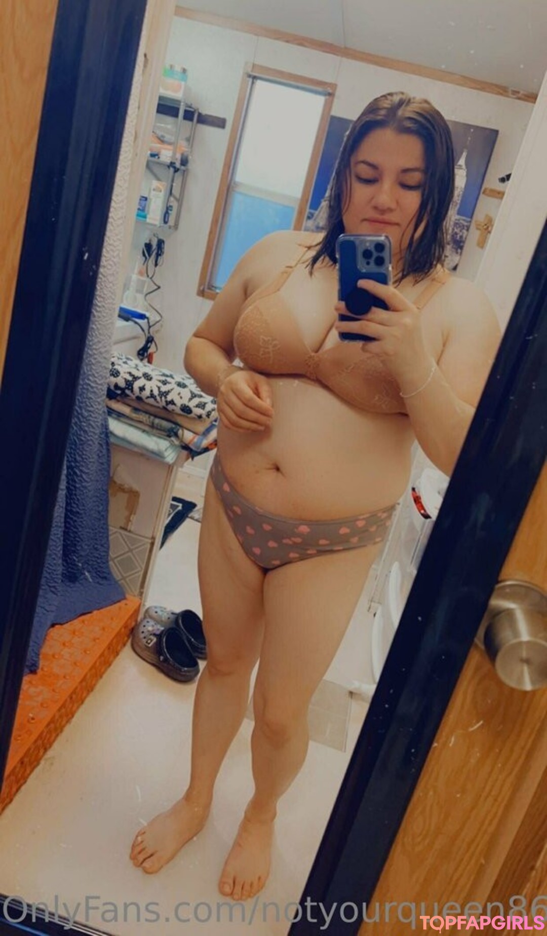 chubby small tits onlyfans nice images