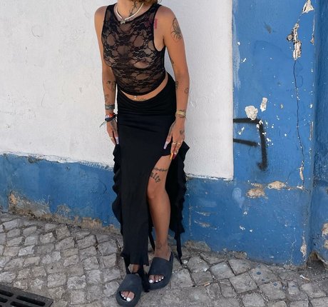 Wavyute pornstar xxx photo