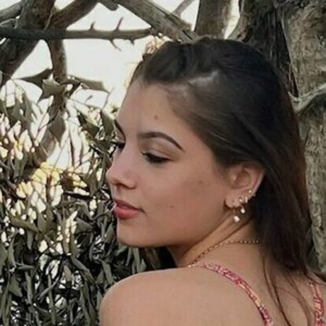 tinytayxo top profile image