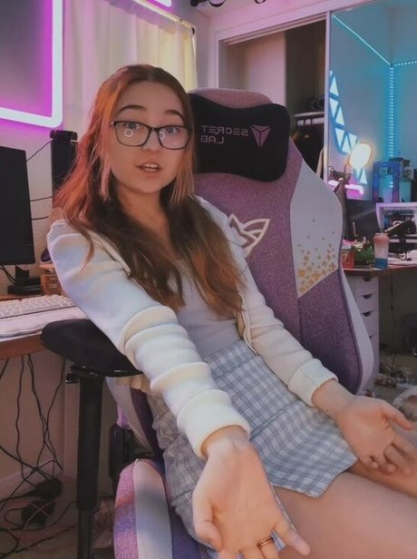 Lyssaurora art pornstar photos