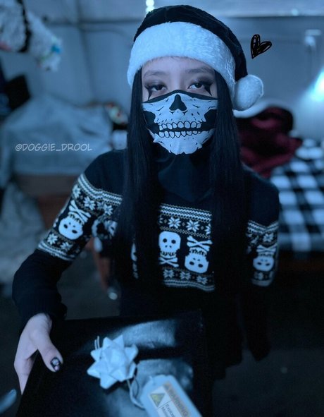 Doggie Drool pornstar nude picture