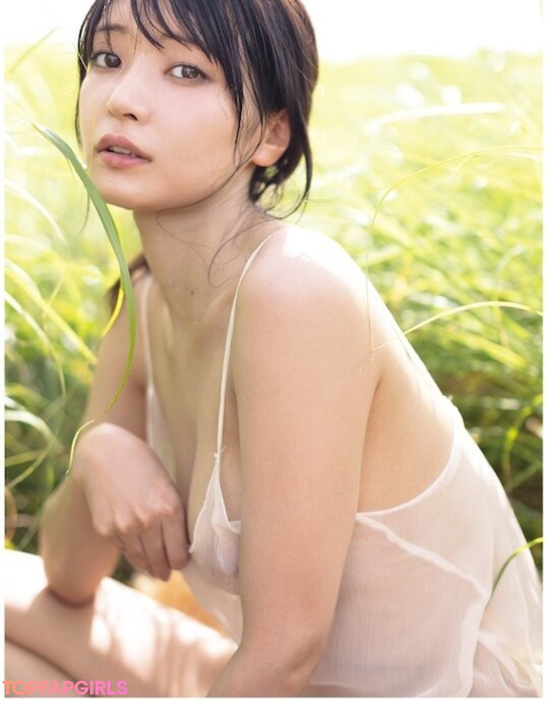 Nitori Sayaka naked actress photos