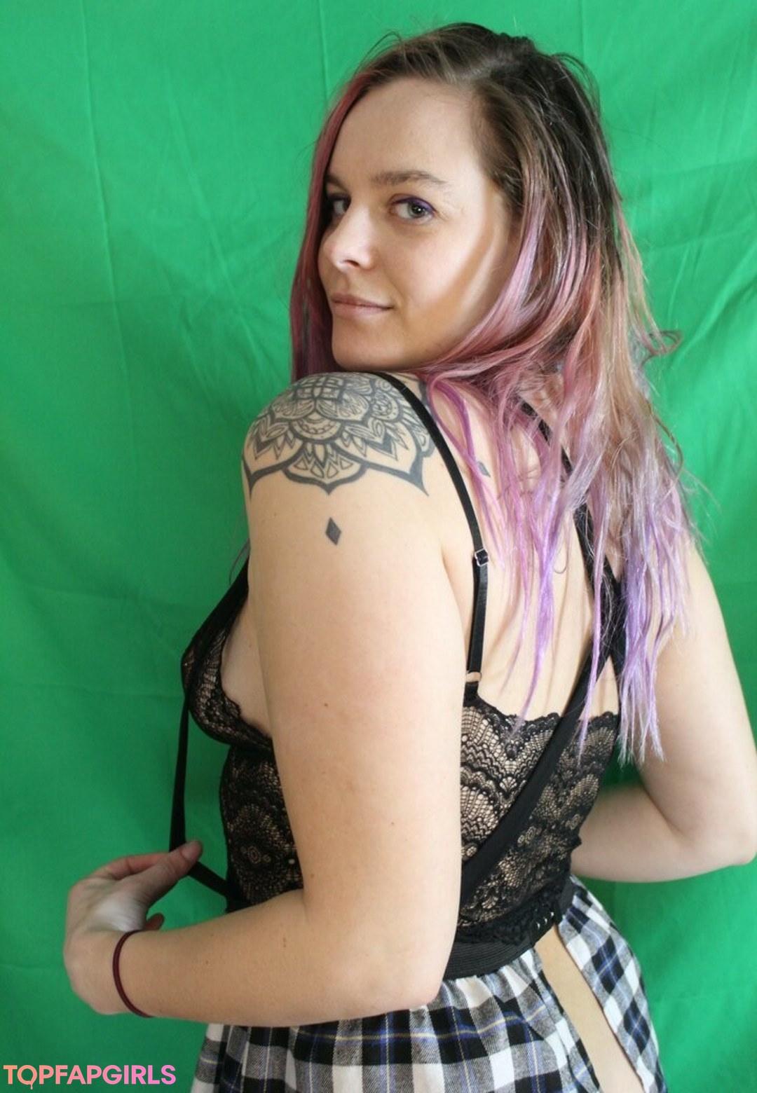 cali luve sexy star image