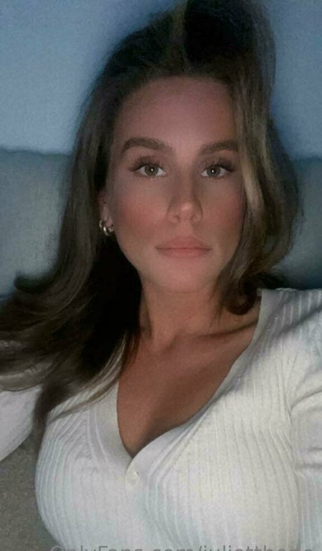 julietthope profile image