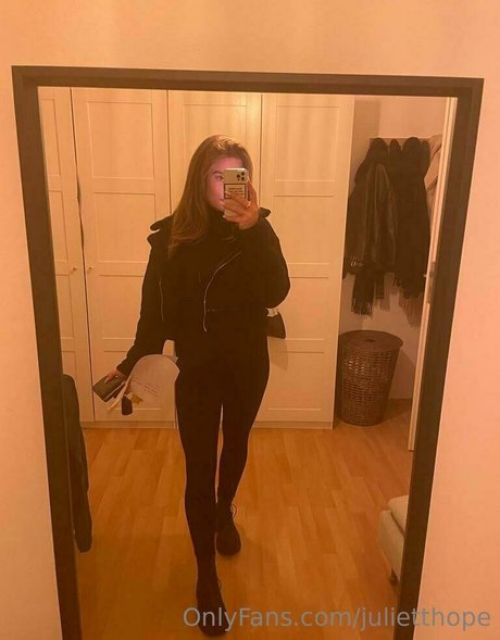 julietthope best star pic
